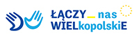 Grafika to logo plebiscytu. Składa się z niebieskiego napisu „Łączy nas Wielkopolskie” oraz dwóch symboli: niebieskich dłoni i ułożonych w okrąg żółtych gwiazd Unii Europejskiej. Logo pochodzi z archiwum Urzędu Marszałkowskiego Województwa Wielkopolskiego.