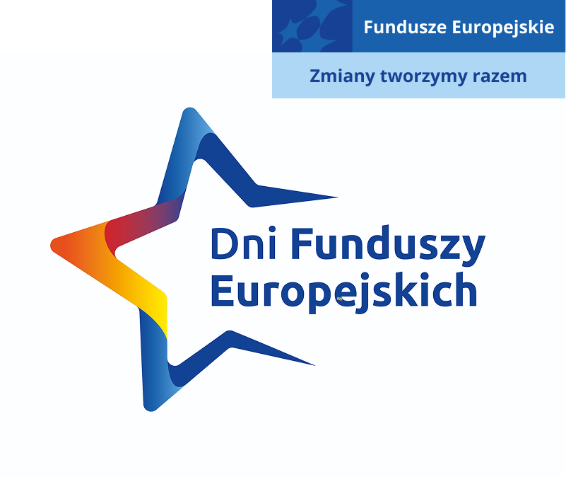 Logo składa się z niebieskiego napisu „Dni Funduszy Europejskich” oraz połowy wielobarwnej gwiazdy z lewej strony napisu. Logo pochodzi ze strony dnifunduszy.eu.